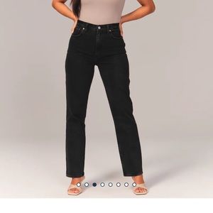 BRAND NEW ABERCROMBIE AND FITCH CURVE LOVE 90s ULTRA HIGH RISE STRAIGHT JEANS